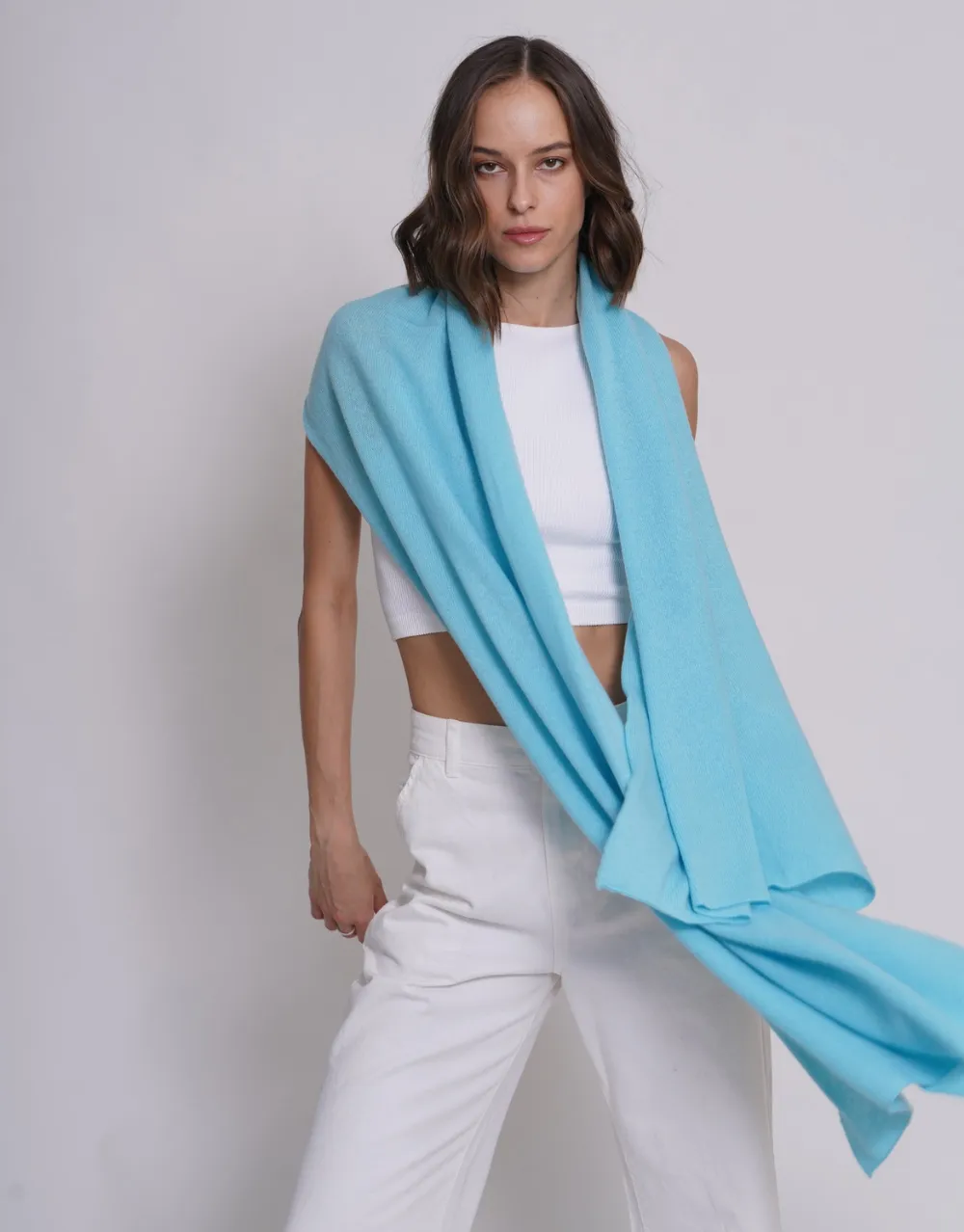 The Soft Cashmere Scarf in Turkis